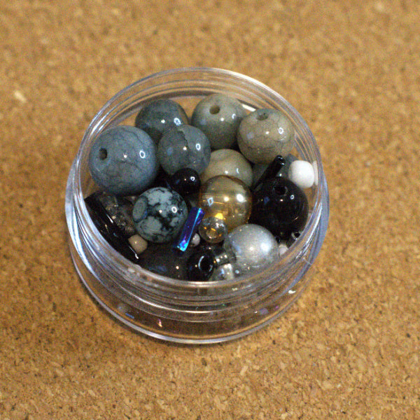 Ink & Stone Glass Bead Mix, Moody Neutral Beads