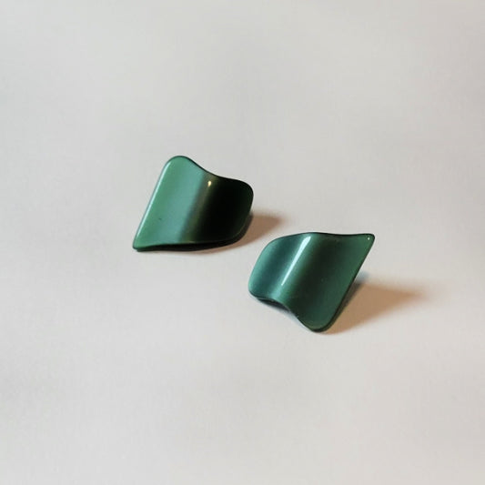 Vintage Lucite Wavy Buttons, Forest Green, 7/8", Shank Back, 1 Pair