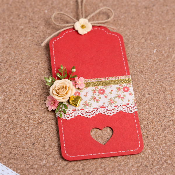 Classic Red Scallop Top Tag with Heart Window
